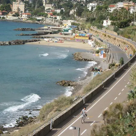 Apartment Maison Du Citron Vallecrosia